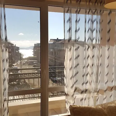 Sea View Sarafovo Apartment